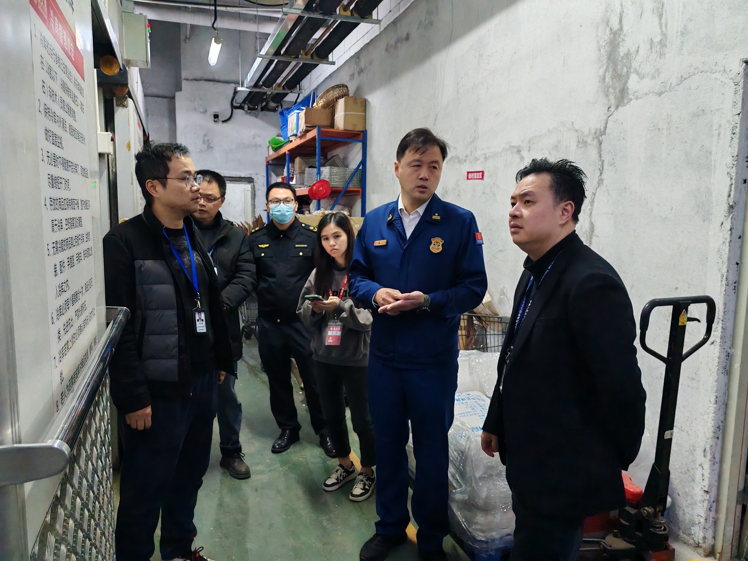 3新兴县多部门开展消防安全专项检查.jpg
